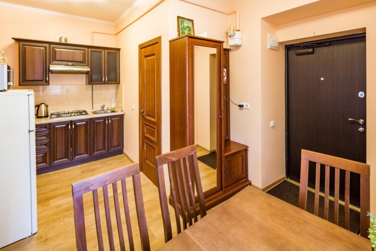 Romari Лесі Українки Apartment Lviv Exterior photo