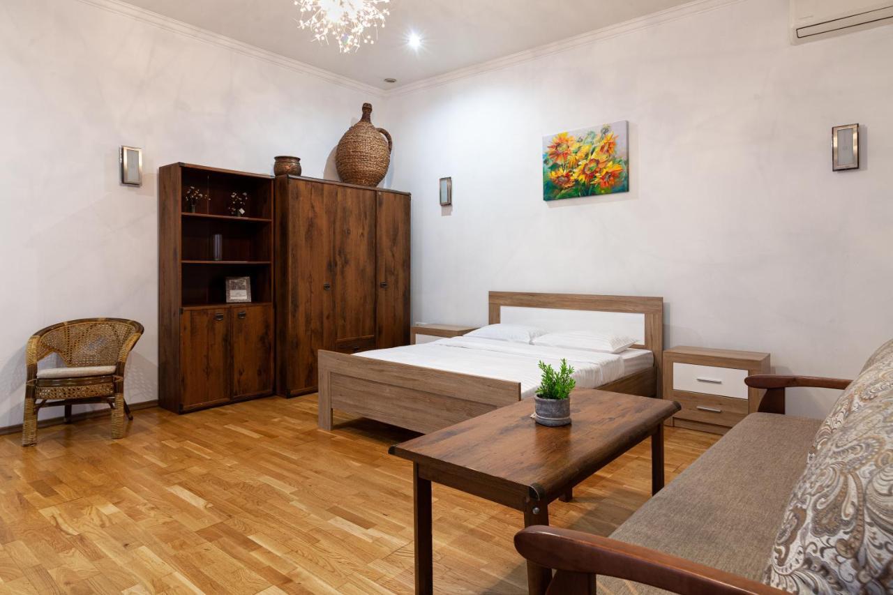 Romari Лесі Українки Apartment Lviv Exterior photo
