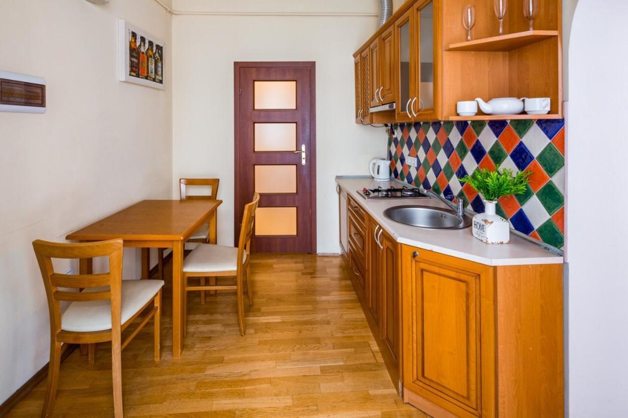 Romari Лесі Українки Apartment Lviv Exterior photo