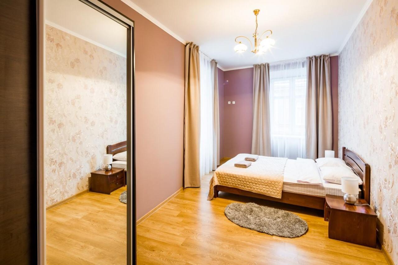 Romari Лесі Українки Apartment Lviv Exterior photo